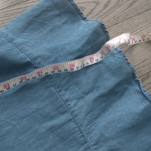 Beautiful denim dress by Joe Fresh 🍀 - Picture 7 of 12